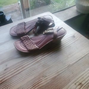 Vintage leather sandals